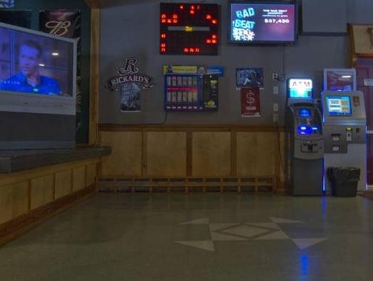 Valemount Hotel — Unknown City — photo 3