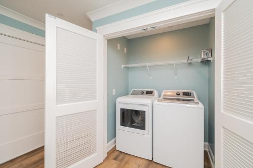Once Upon A Tide by Oak Island Accommodations - photo 20