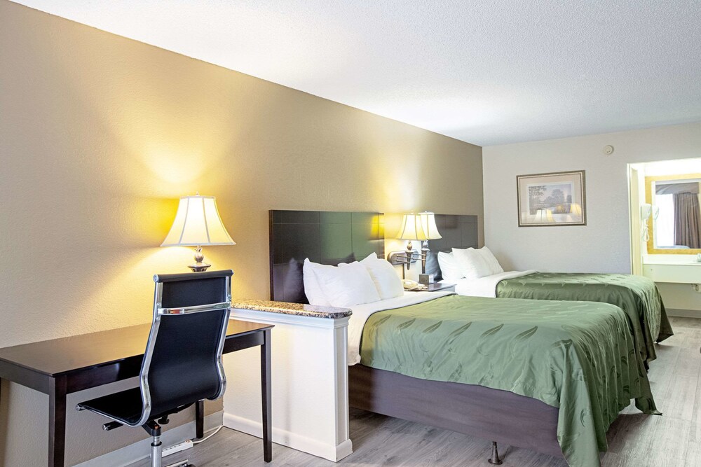 Quality Inn & Suites Live Oak I 10 Exit 283 - photo 16