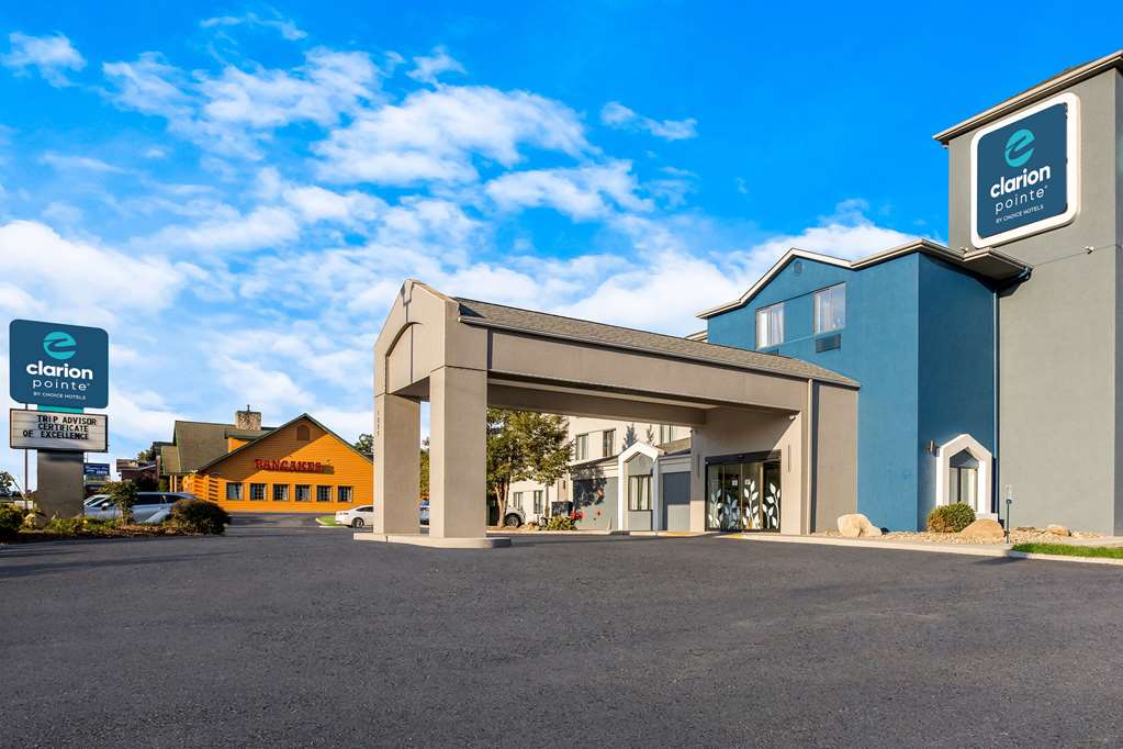 Clarion Pointe Sevierville Pigeon Forge - photo 6