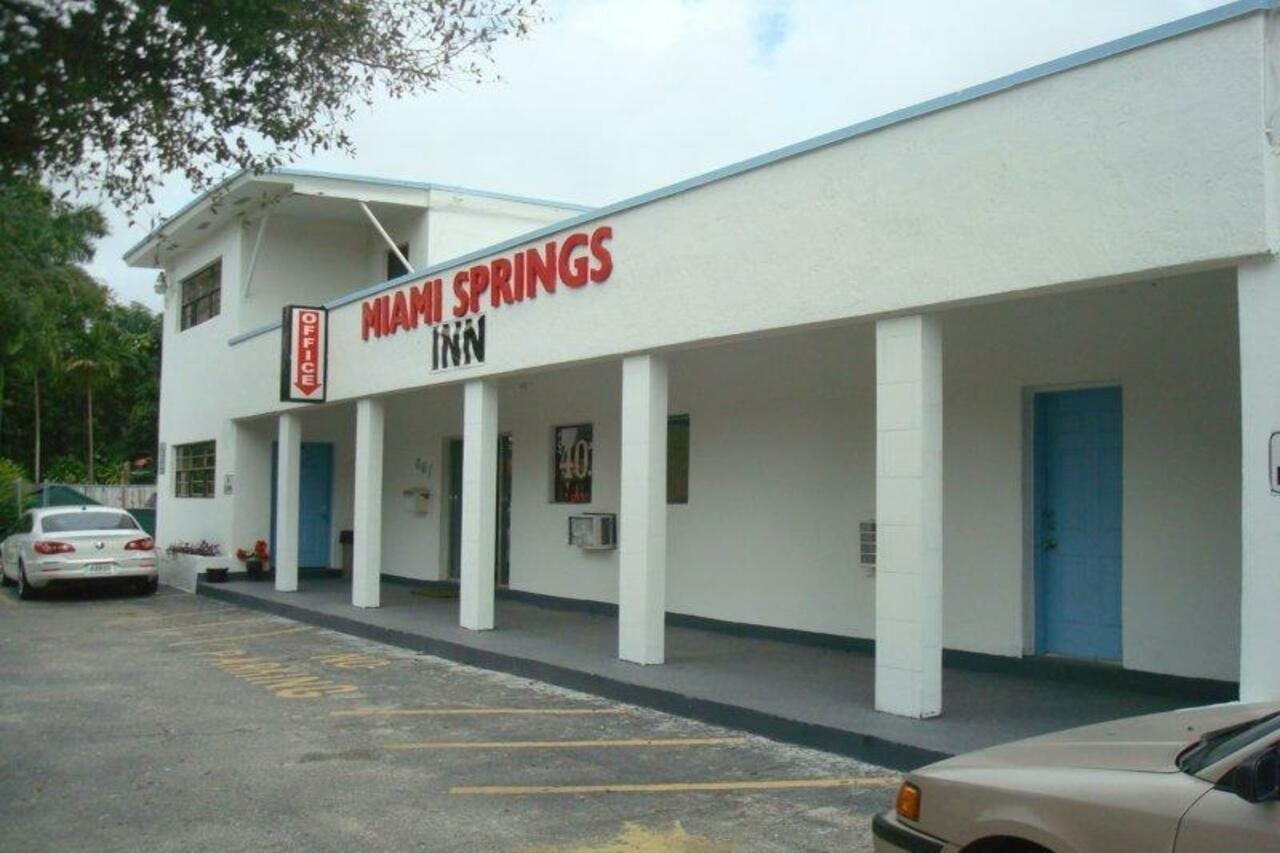 Miami Springs Inn — hotel in Miami Springs
