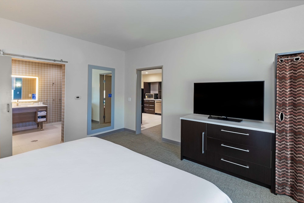 Home2 Suites by Hilton Midland East - photo 15