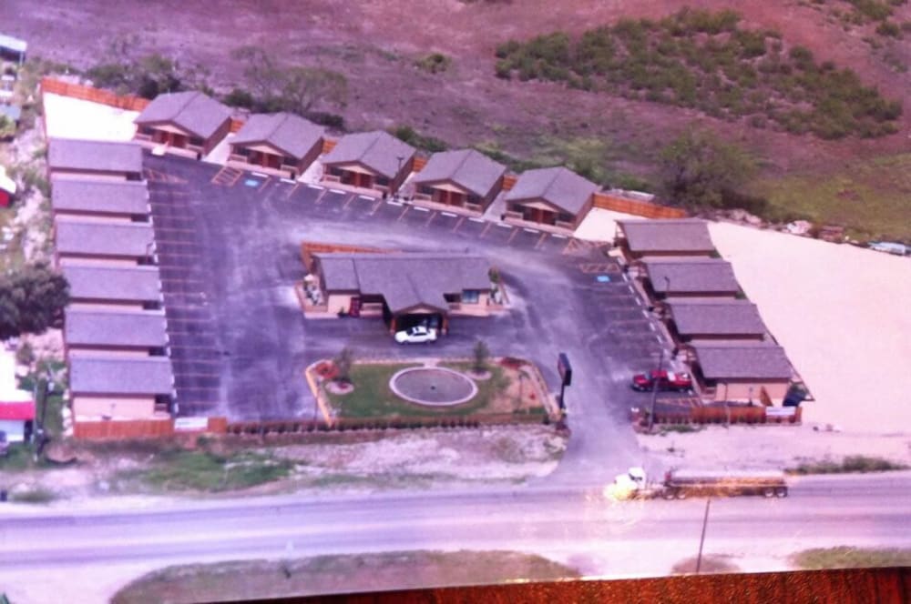 Kenedy Country Inn - photo 26