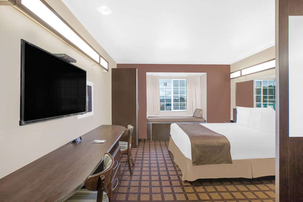 Microtel Inn & Suites by Wyndham Conway - photo 5