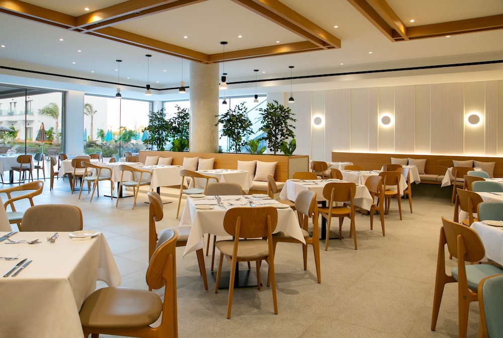 מזון ומשקאות