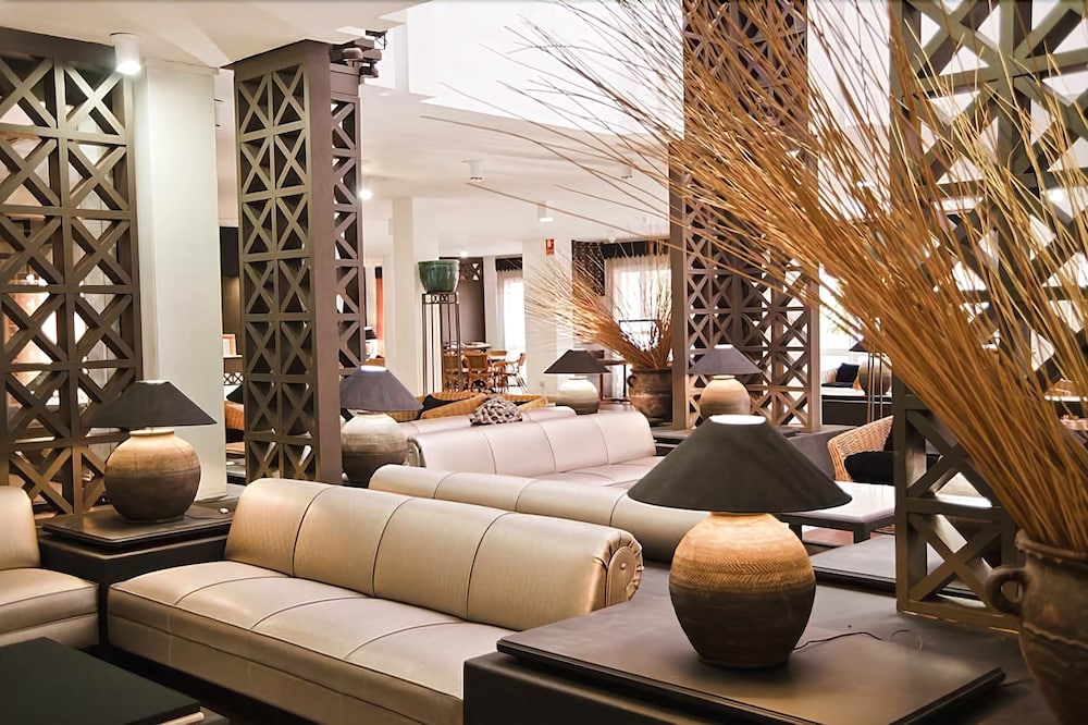 Parque del Sol - carbon neutral hotel in Adeje