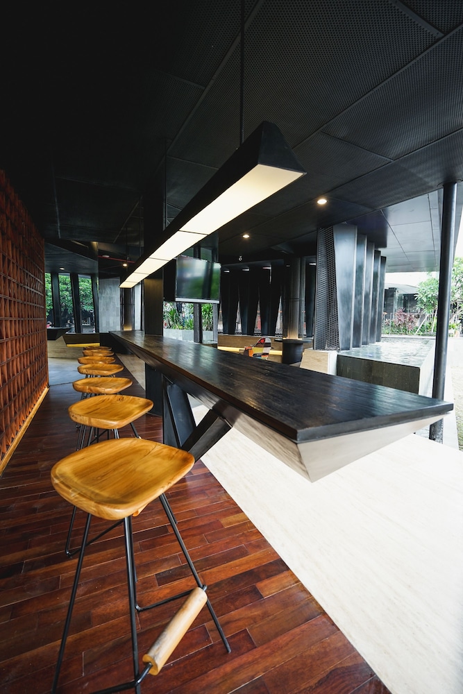 J Hotel Kuta — Kuta — photo 3