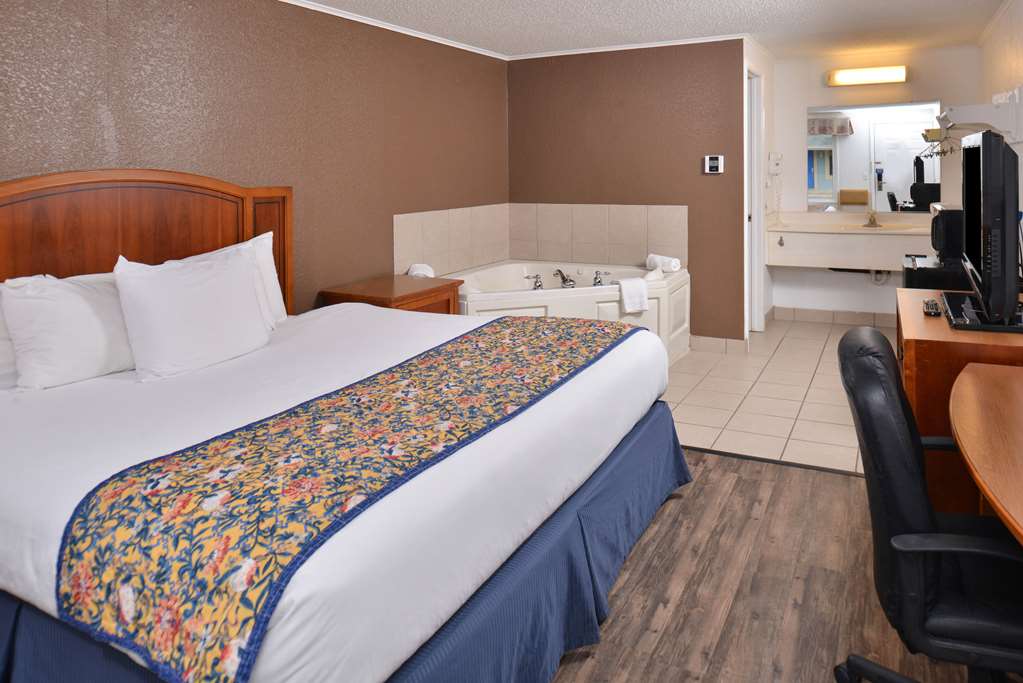 Americas Best Value Inn and Suites Jackson - photo 9