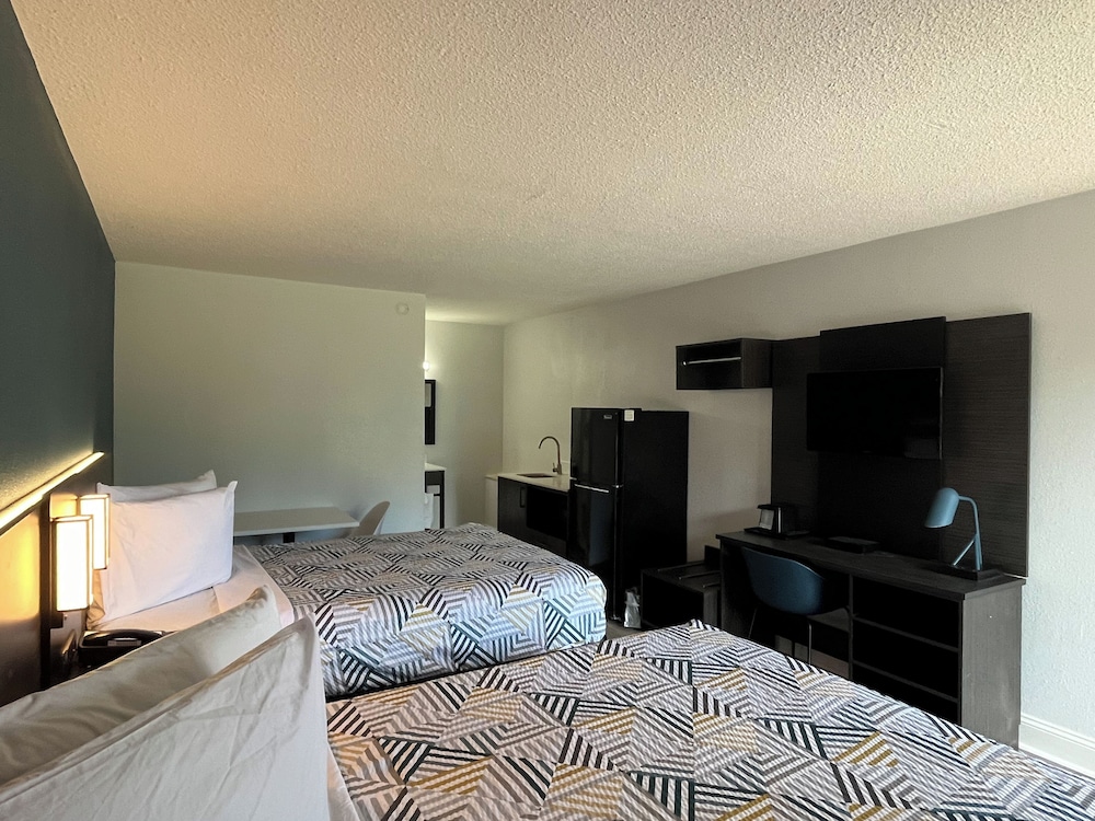 Studio 6 Hammond LA I12 I55 - photo 13