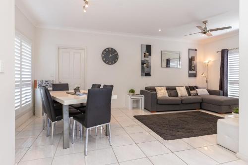 3 of 29 Parkes St in Tuncurry, Australia