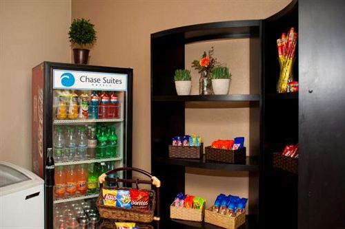 Chase Suite Hotel - photo 11