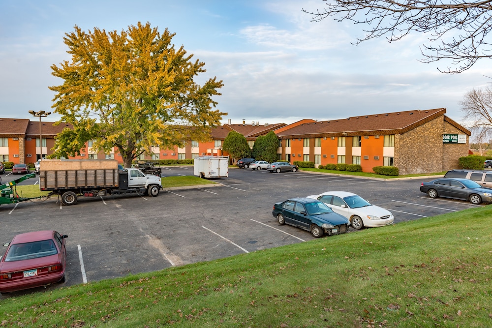 Prime Rate Inn - photo 38