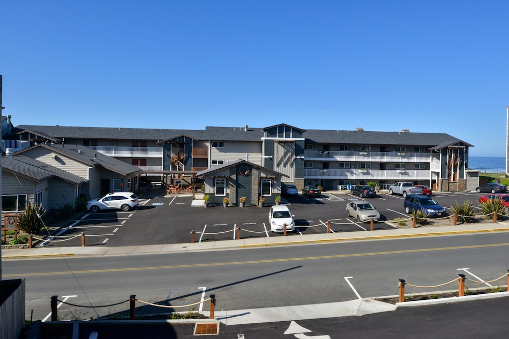 The Coho Oceanfront Lodge - photo 59