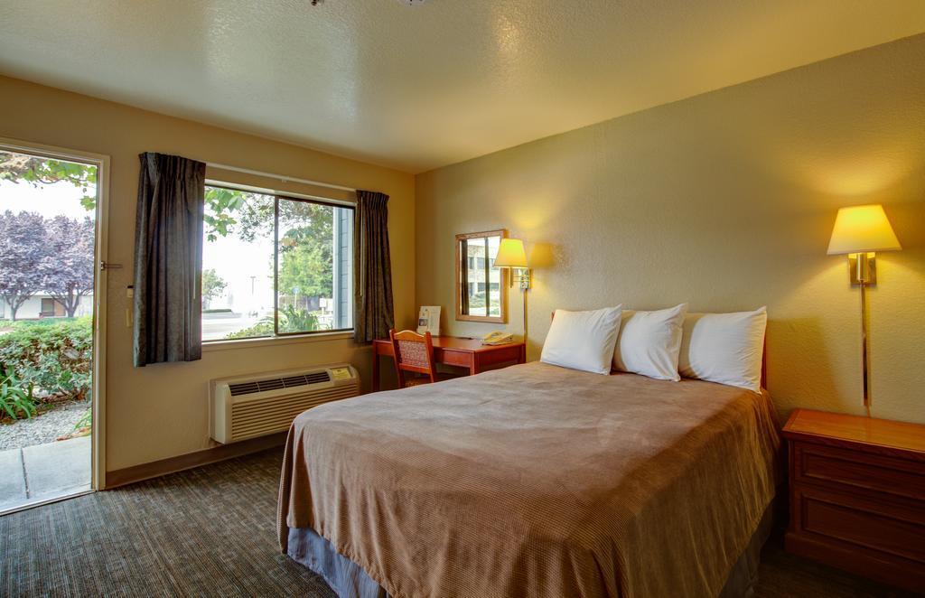 Good Nite Inn Salinas - photo 7