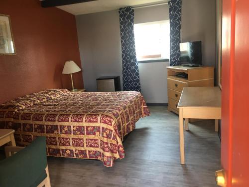 Valley Motel - photo 8