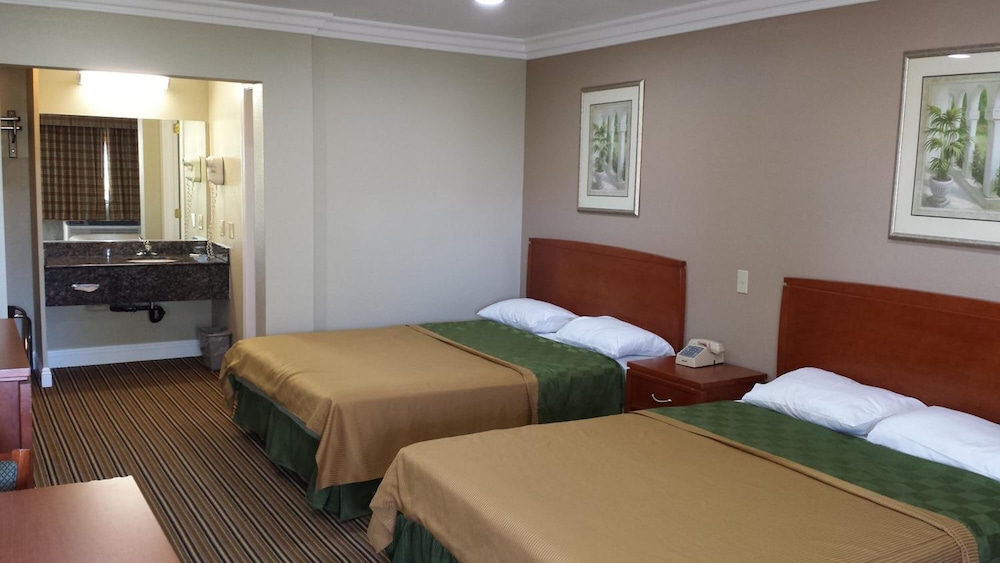 Regency Inn and Suites Moreno Valley - photo 21