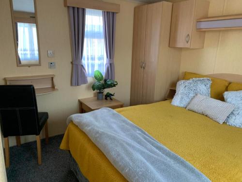 Serenity Place Caravan 2 Double Beds With Varanda in Skegness, United Kingdom
