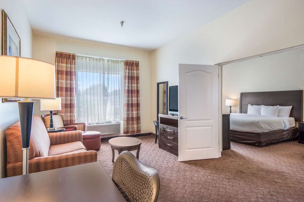Clarion Inn & Suites Central Clearwater Beach - photo 49
