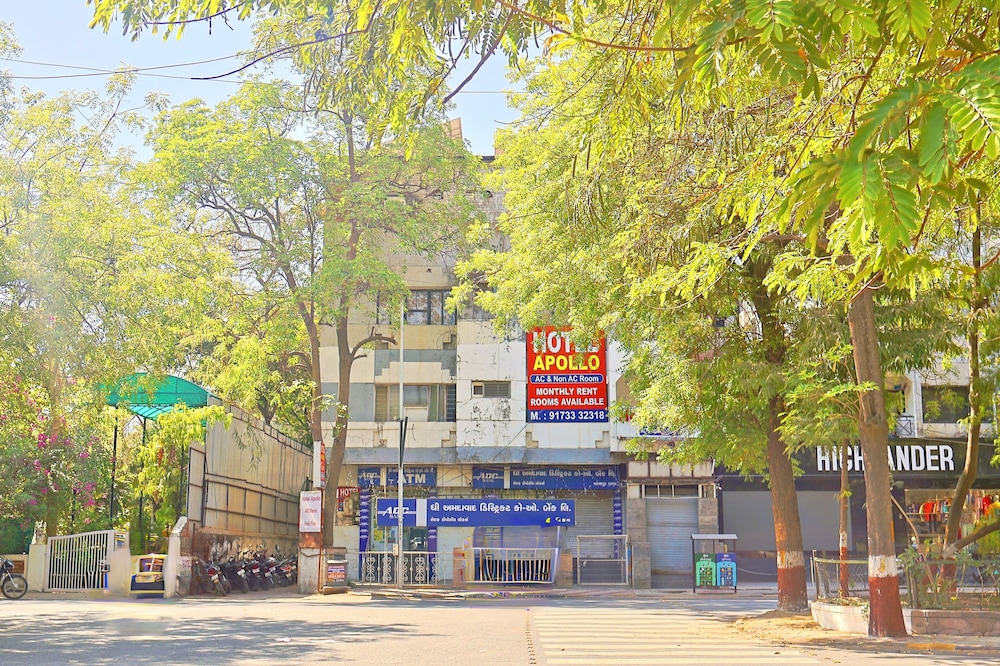 Hotel Apollo - last minute hotel in Ahmedabad