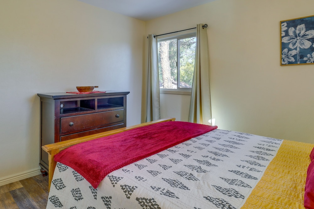2 Mi to Dtwn: Prescott Gem w Patio & Views in Prescott, United States