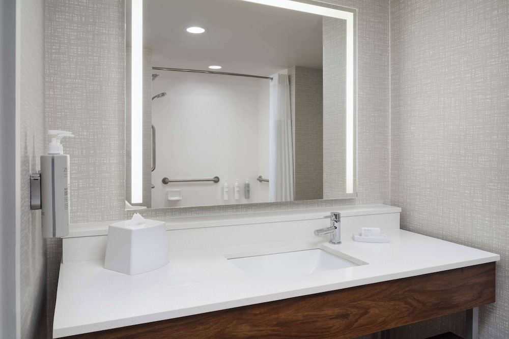 Hampton Inn by Hilton Towson - photo 28