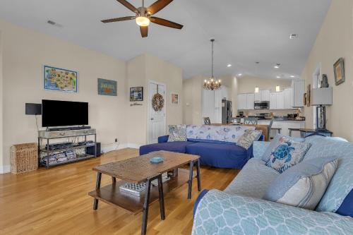 Bonne Mer by Oak Island Accommodations - photo 40