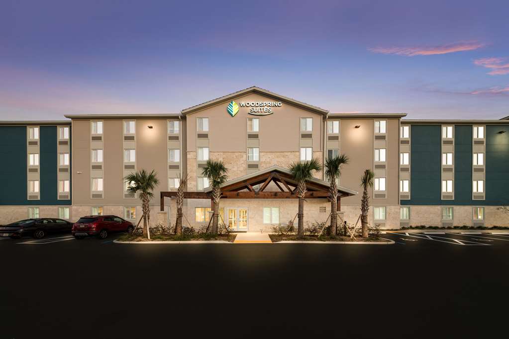 WoodSpring Suites Wesley Chapel Tampa - photo 24