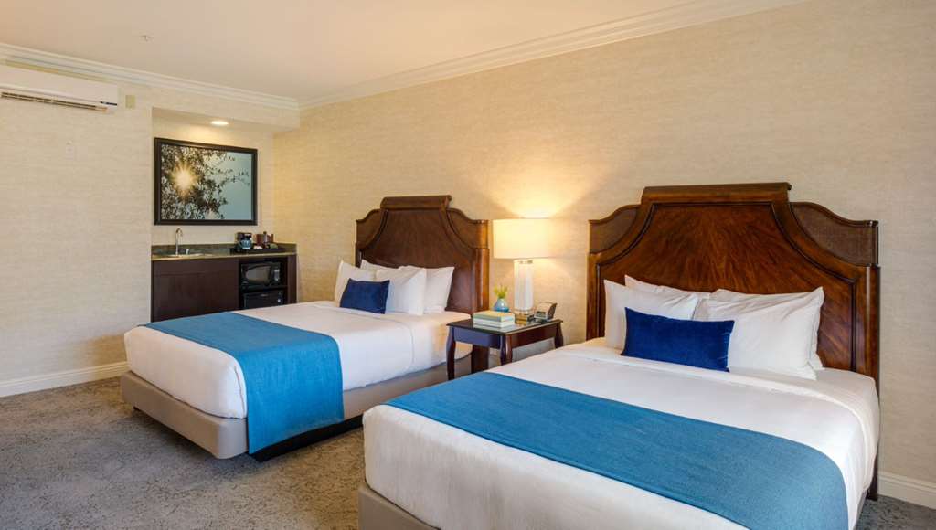 Ayres Suites Diamond Bar - photo 11