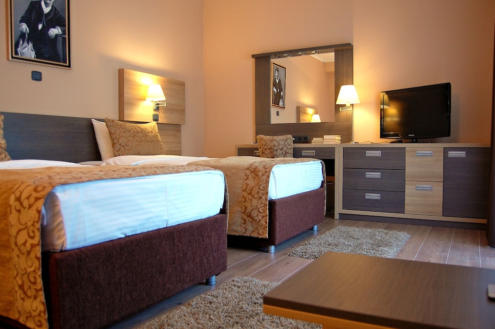 Hill Hotel — Jagodina — photo 4