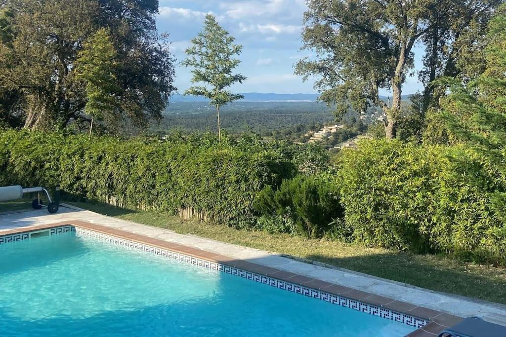 Pool Oasis with Mountain Views — hotel in Macanet De La Selva