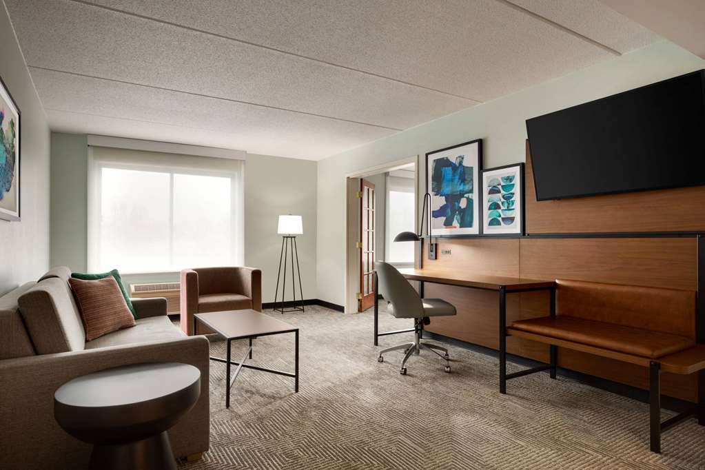 Wingate by Wyndham Green Bay Airport - photo 28
