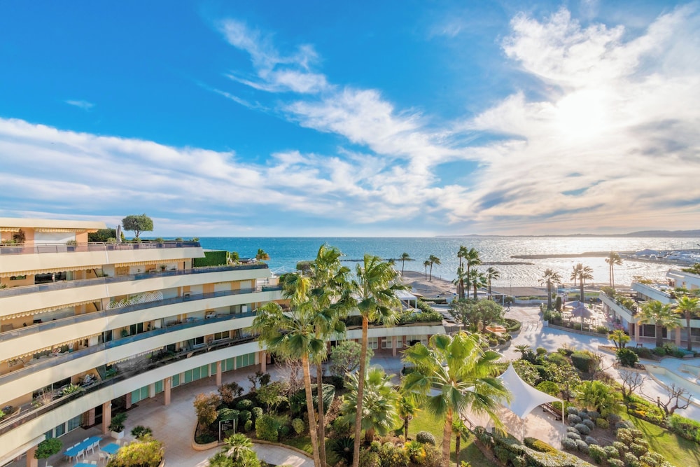 Holiday Inn Nice Port St Laurent by IHG — 4-Star Luxury Hotel in Saint-Laurent-Du-Var, France
