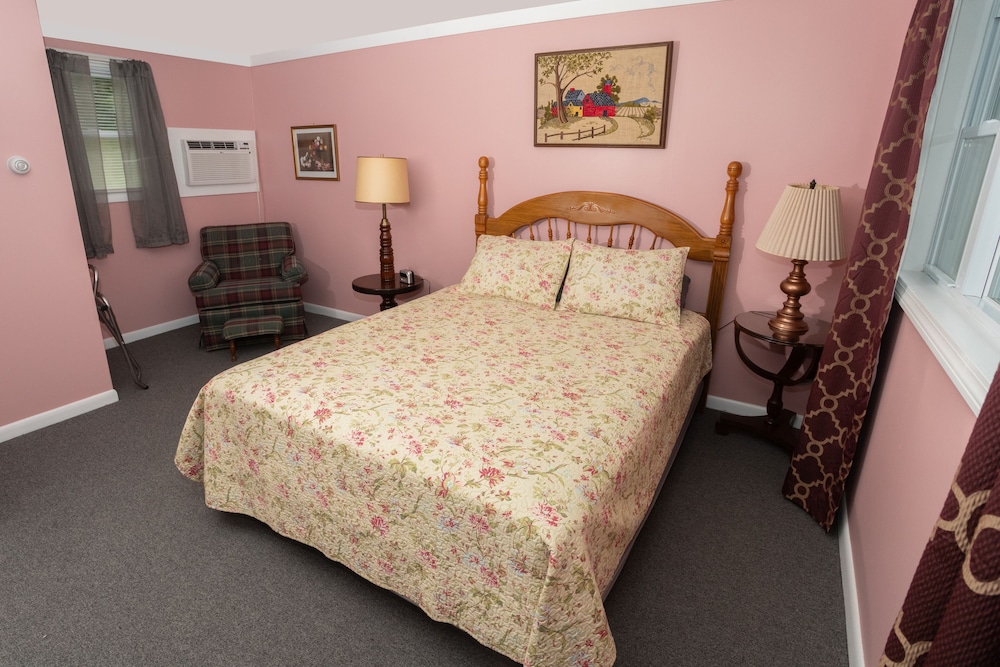 Governors Rock Motel - photo 5