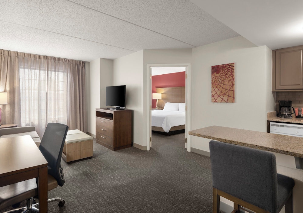 Staybridge Suites Indianapolis Airport by IHG - photo 48