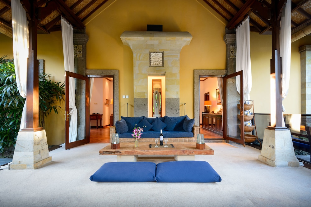 Villa KOSY Our Beautiful Sanur House — 4-Star Luxury Hotel in Denpasar, Indonesia