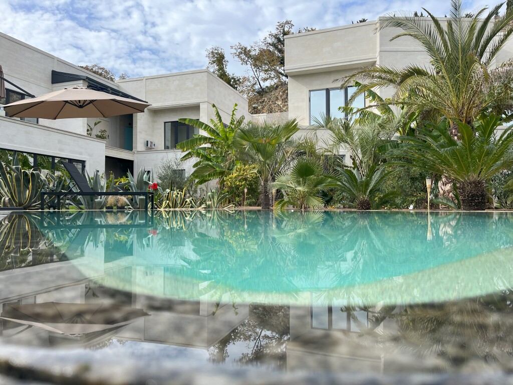 Little Palm Hotel in Ol'ginka, Russia