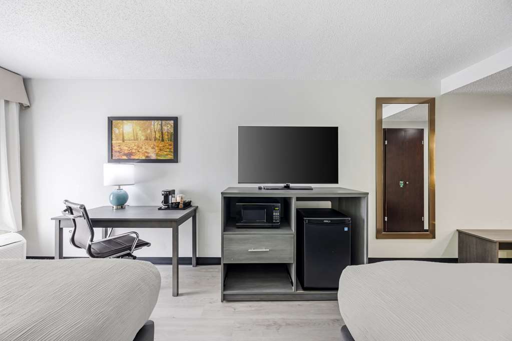 Quality Inn Clarksville Exit 11 - photo 16