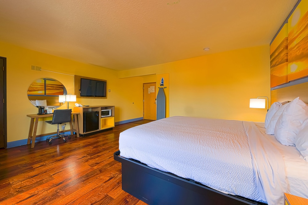 Coastal Inn by OYO Lincoln City Oregon Coast Hwy - photo 26