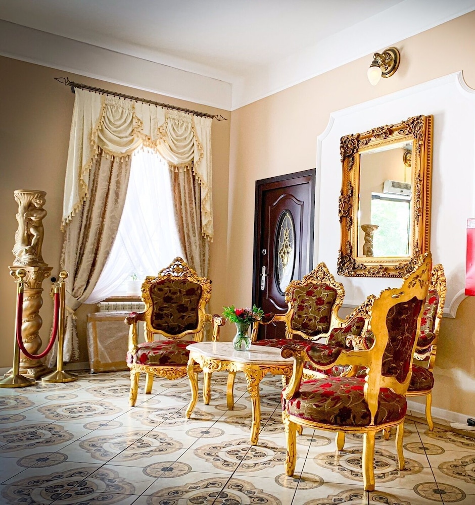 Hotel & Spa Antyczny Dwór — hotel in Glogow Malopolski