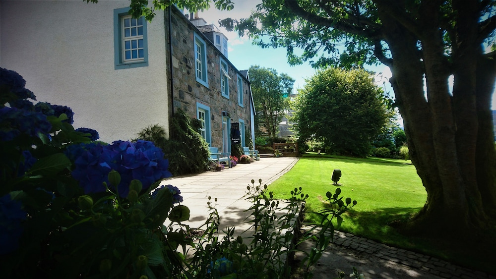 Lime Tree Hotel - carbon neutral hotel in Fort William