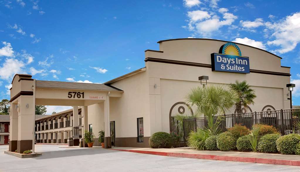 Days Inn & Suites by Wyndham Opelousas - featured photo