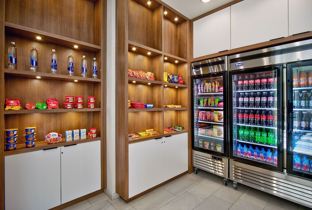 Holiday Inn Erie by IHG - photo 33