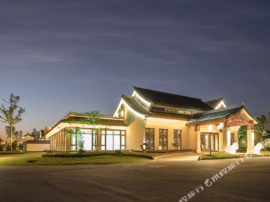 Libre Collection Yizheng — 4-Star Luxury Hotel in Yangzhou, People's Republic of China