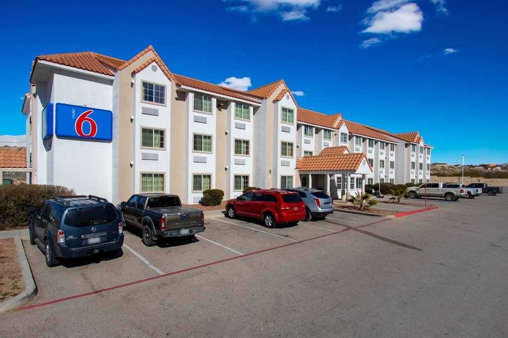 Motel 6 El Paso TX Southeast - photo 2