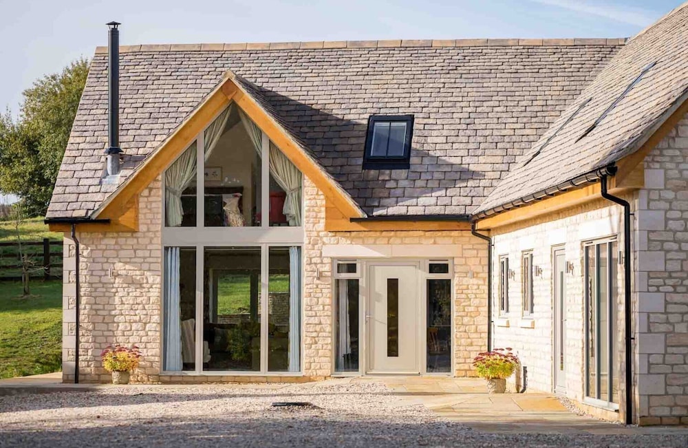 Flynn’s Barn in Cheltenham, United Kingdom