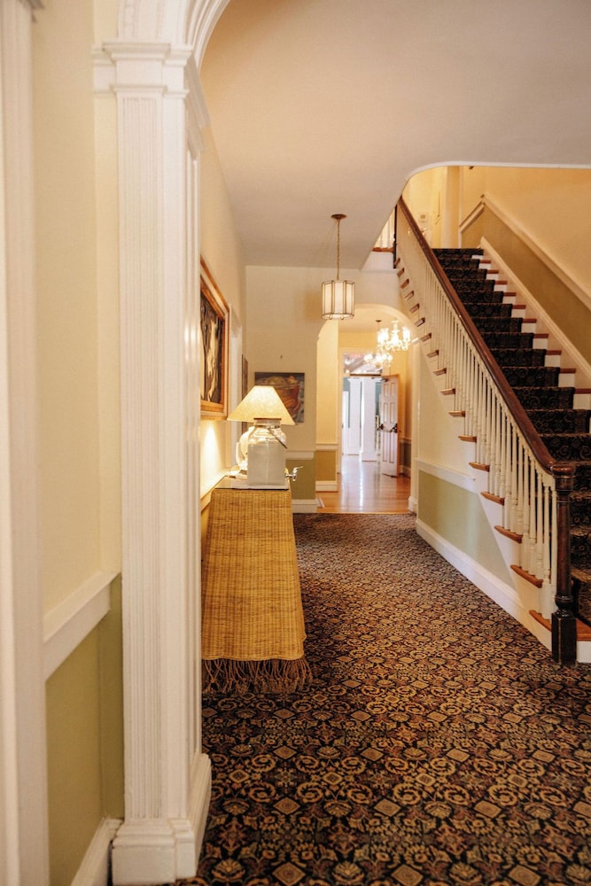 Kenmore Inn - photo 58