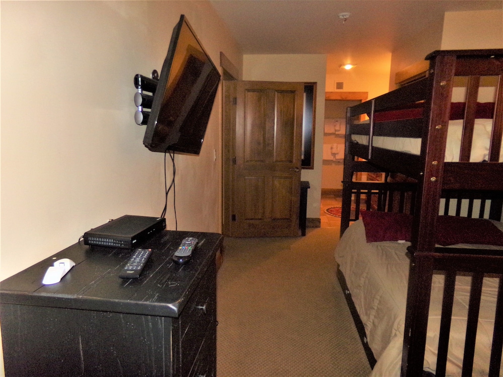 Springs 2 Bed 3 Bath Murphy - photo 8