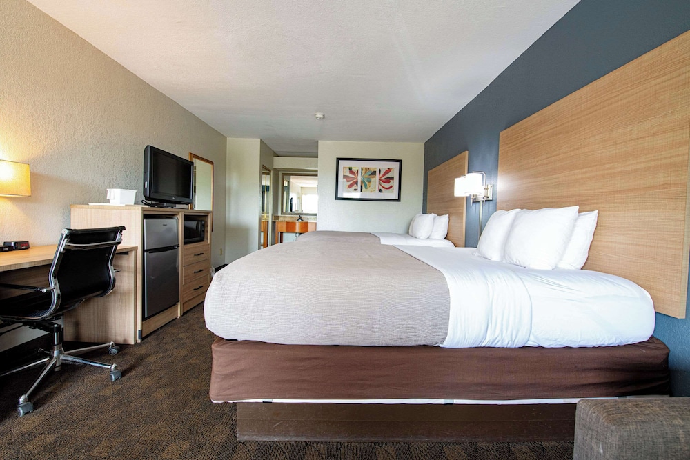 Quality Inn Monroe - photo 4