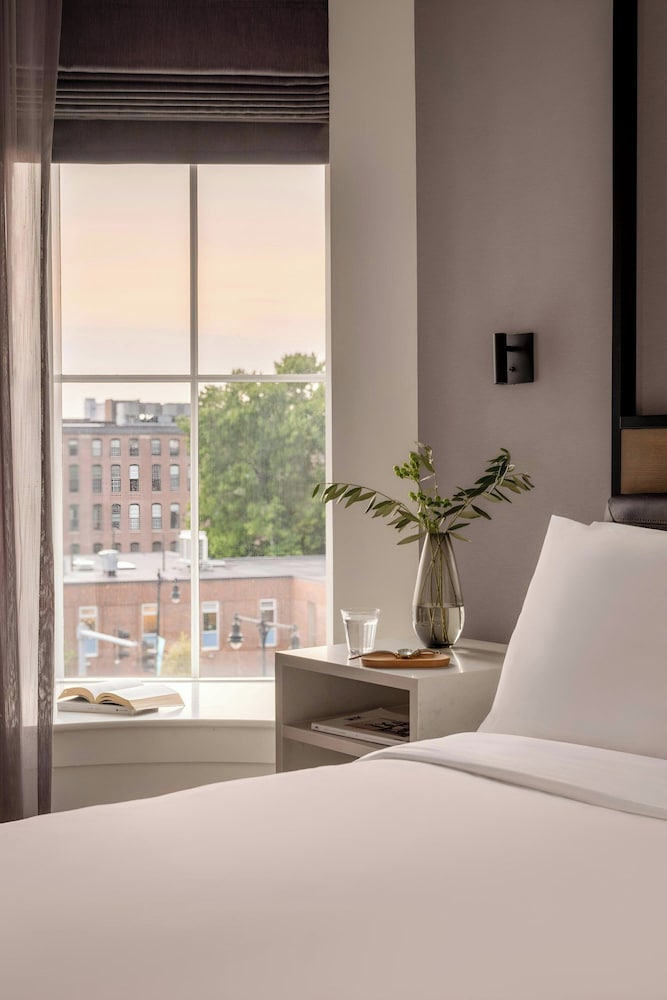 Lark Hotels 907 Main - photo 8