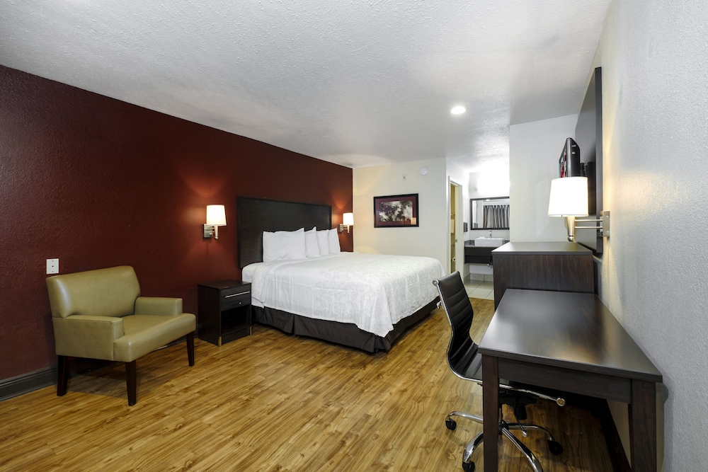 Red Roof Inn Plus Hammond - photo 13
